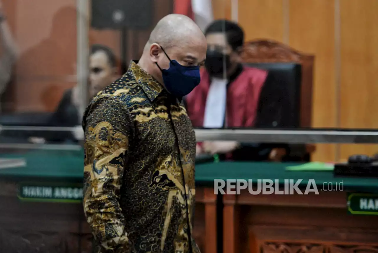 Teddy Minahasa Diperiksa Sebagai Saksi di PN Jakarta Barat |Republika Online