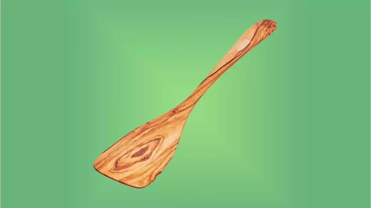 The 10 Best Wooden Spatulas to Flip Everything From Pancakes to Crab Cakes