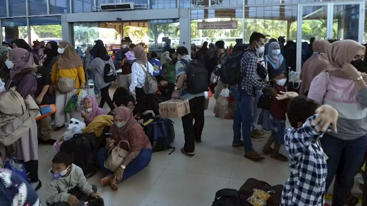 Angkutan Lebaran, KNKT Minta ASDP Sediakan Tempat Khusus Lansia dan Anak-Anak di Pelabuhan