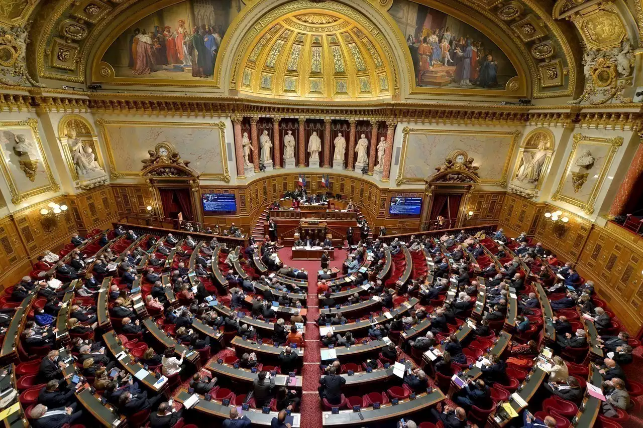 Réforme des retraites : le débat patine au Sénat, la gauche dénonce un « coup de force »