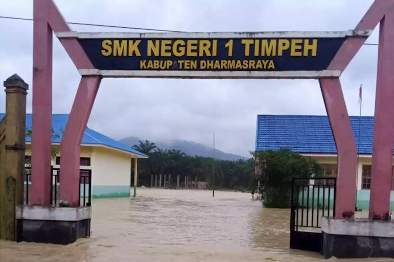 Banjir landa Timpeh, Dharmasraya, ratusan rumah terendam