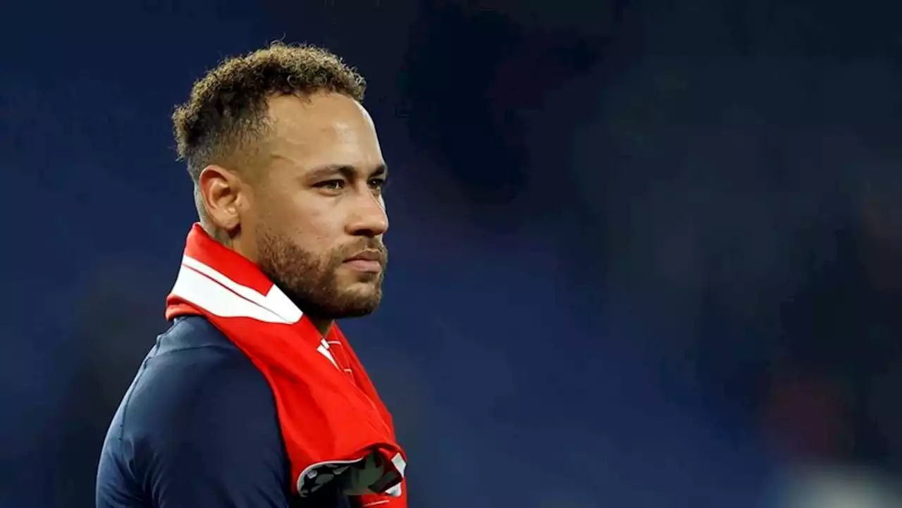 PSG's Neymar undergoes ankle surgery