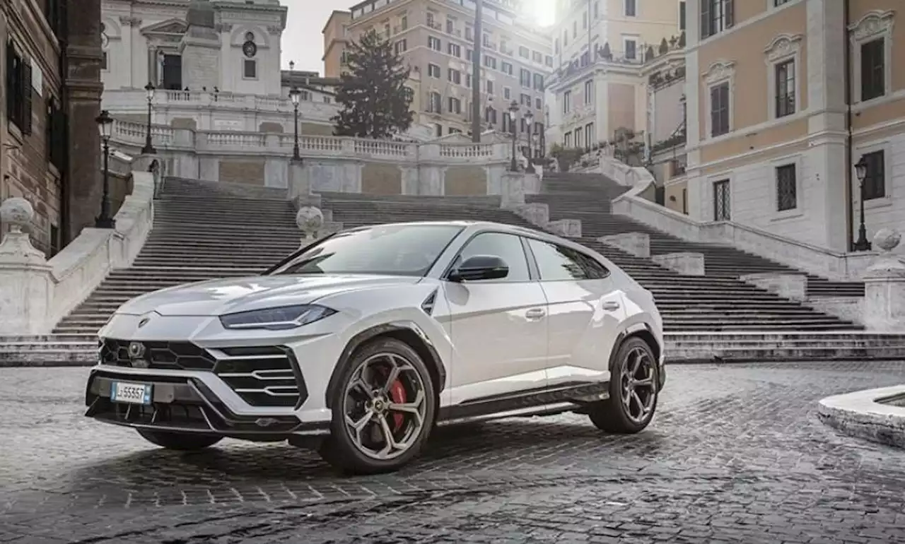 Lamborghini va bien rendre son Urus électrique, mais il va falloir être très patient