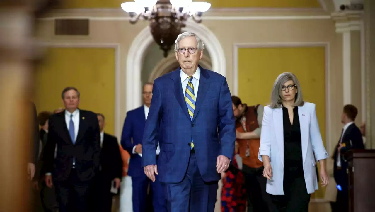 Mitch McConnell: Top-US-Republikaner nach Sturz mit Gehirnerschütterung im Krankenhaus