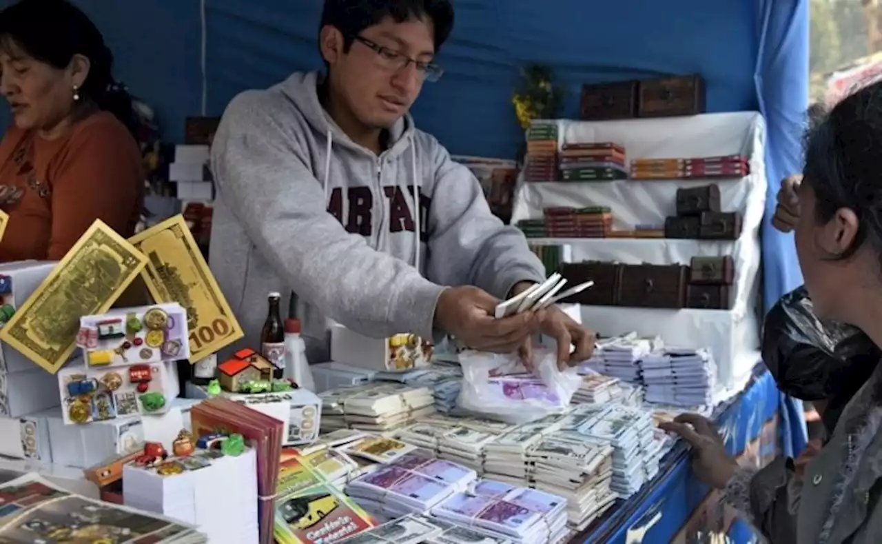 Bajó la informalidad laboral y llegó a 57,9% en enero de este año