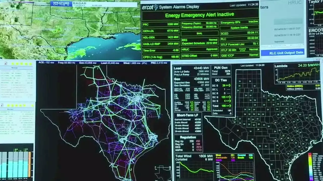 Texas lawmakers propose bills moving away from renewable energy in attempt to shore up power grid