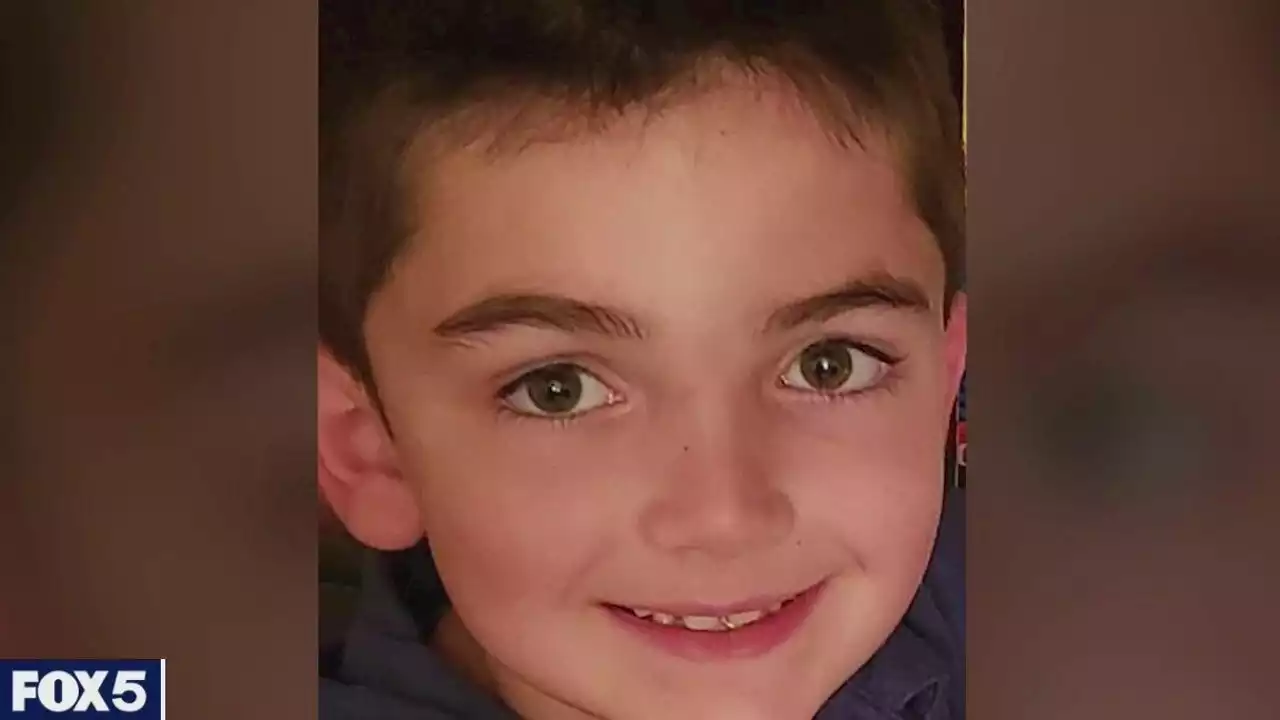 Prosecution says no one called 9-1-1 until they had to, in death of 8-year-old Thomas Valva