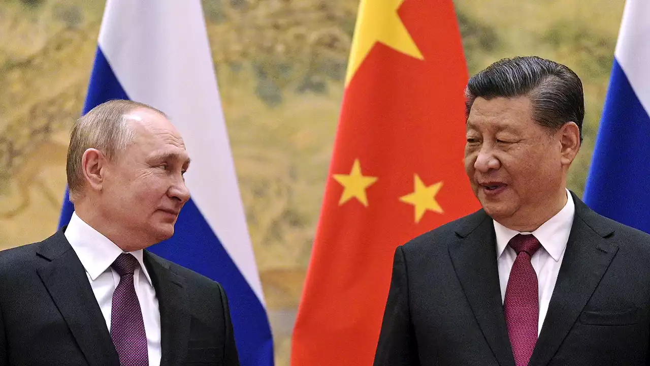 Putin congratulates China's Xi on third term, praises 'strategic cooperation'