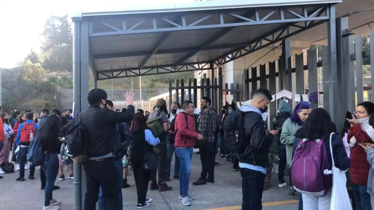 Estudiantes de la UAM Cuajimalpa cierran las instalaciones en protesta por un caso de abuso sexual