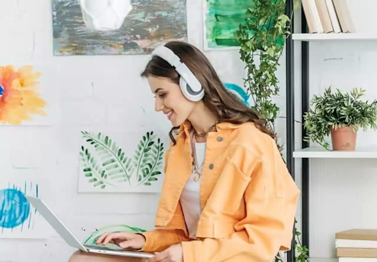 Pemakaian Headphone dengan Suara Keras, Waspada Gejala Tinnitus