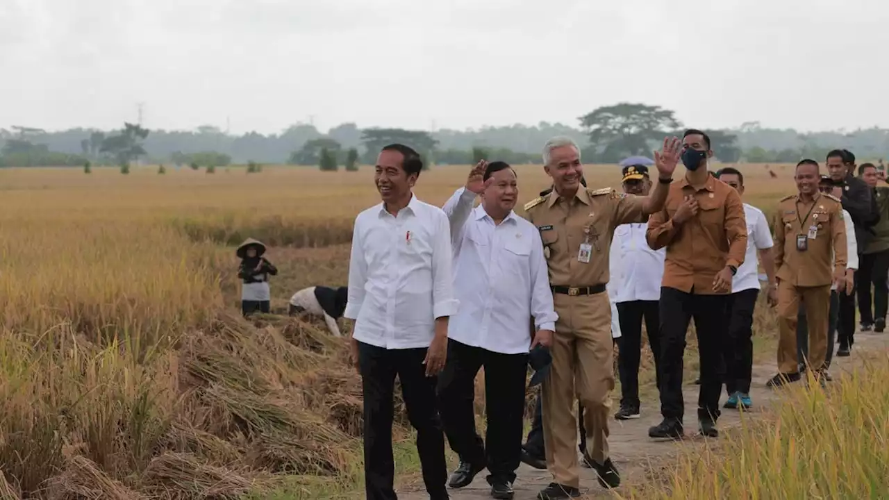 Jokowi Ajak Ganjar-Prabowo saat Panen Raya di Kebumen, Sinyal Dukungan Menuju Pilpres?