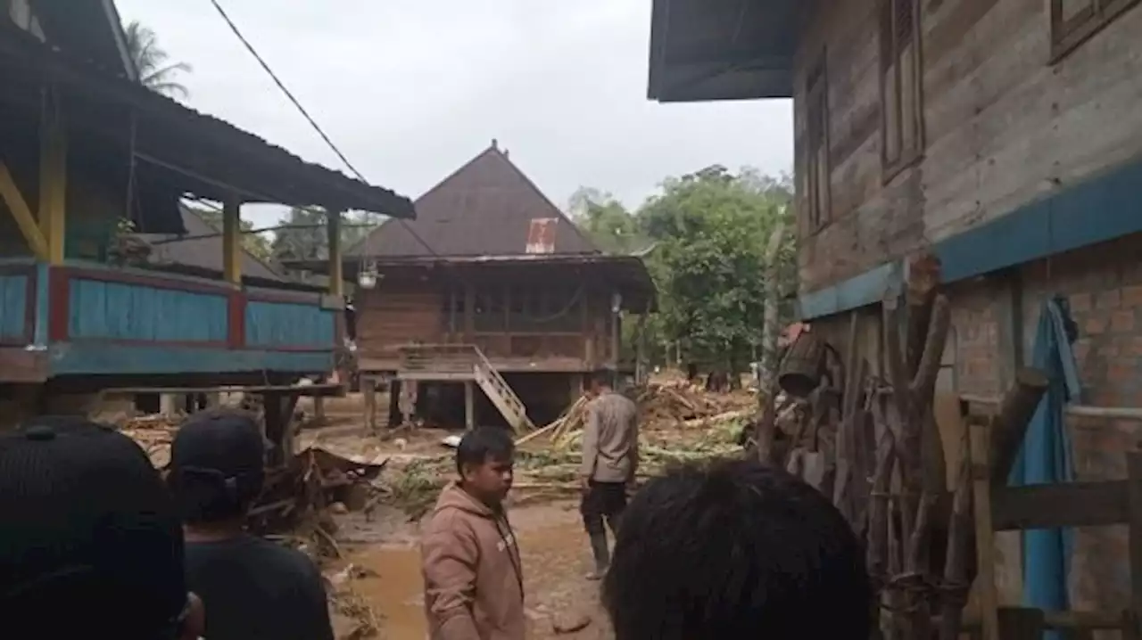 Banjir Kiriman dari Lahat Rendam 8 Kecamatan di Muara Enim