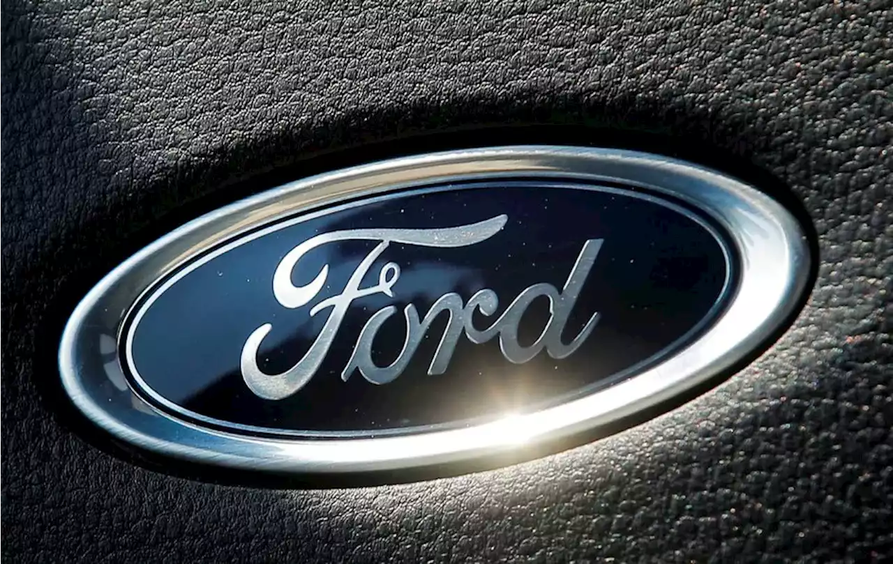 Ford anuncia el despido de mil 100 trabajadores en España