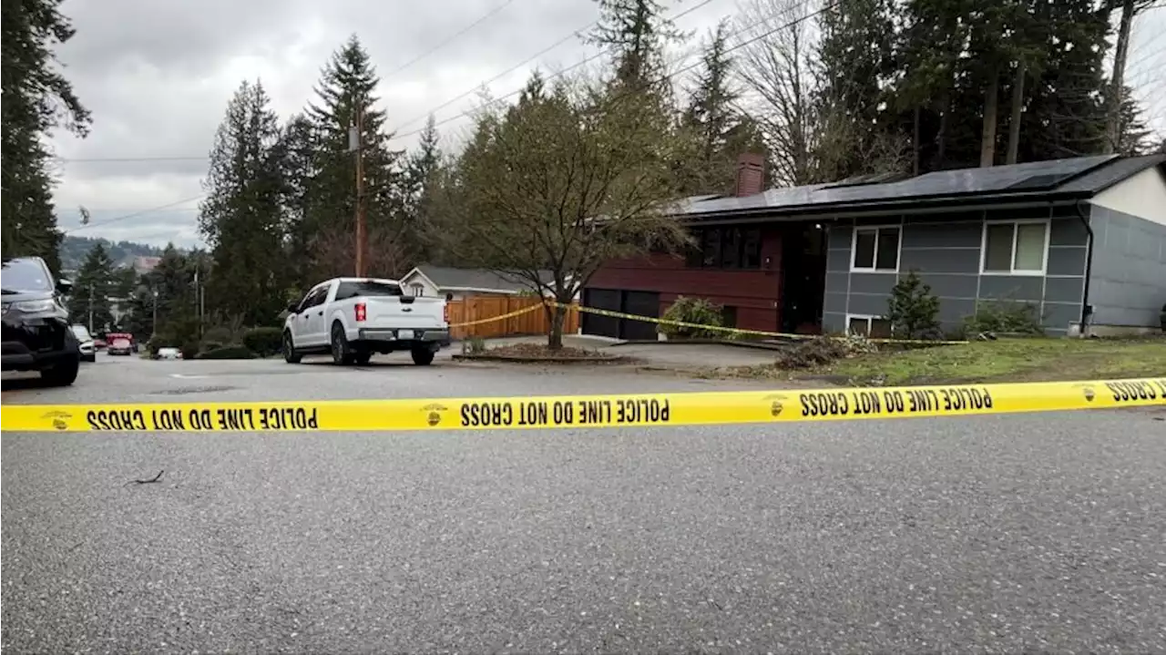 Three dead after suspected stalker breaks into Redmond home