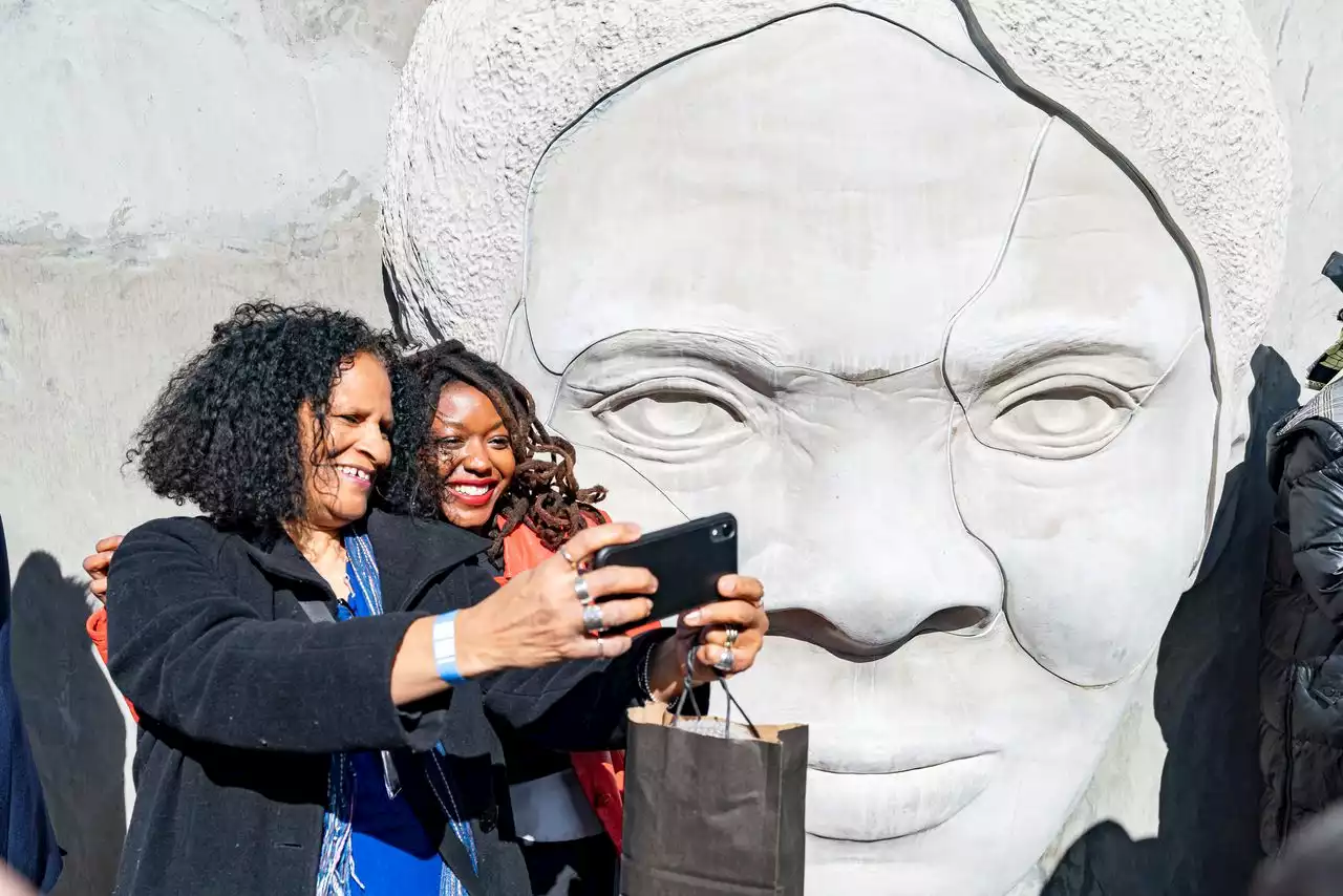 Newark unveils Harriet Tubman monument honoring Underground Railroad conductor