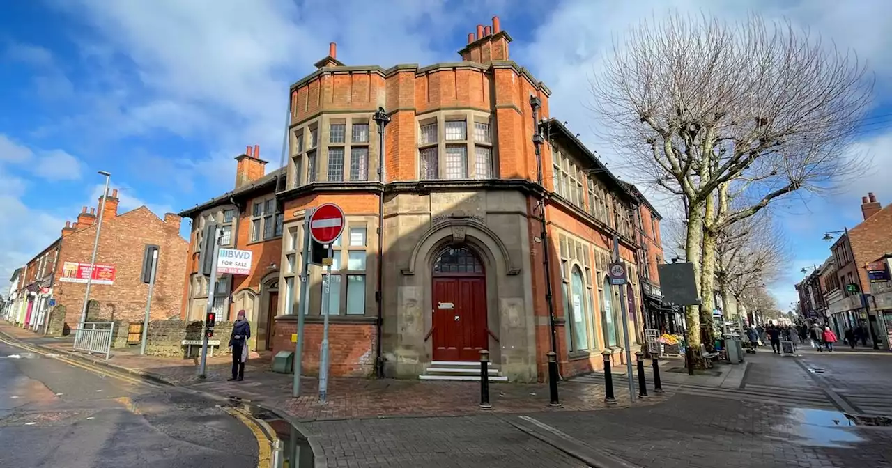 Former bank described as 'lovely' given £500k price tag