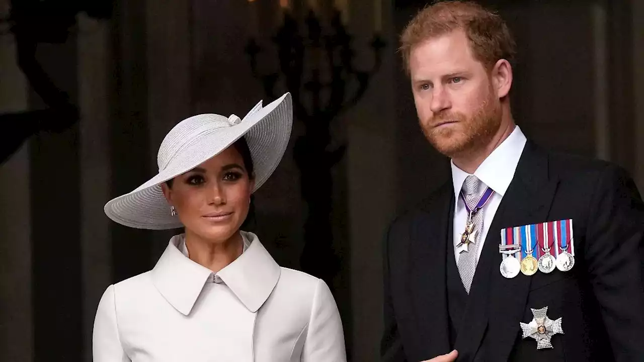 Krönung wird mit Harry und Meghan geplant