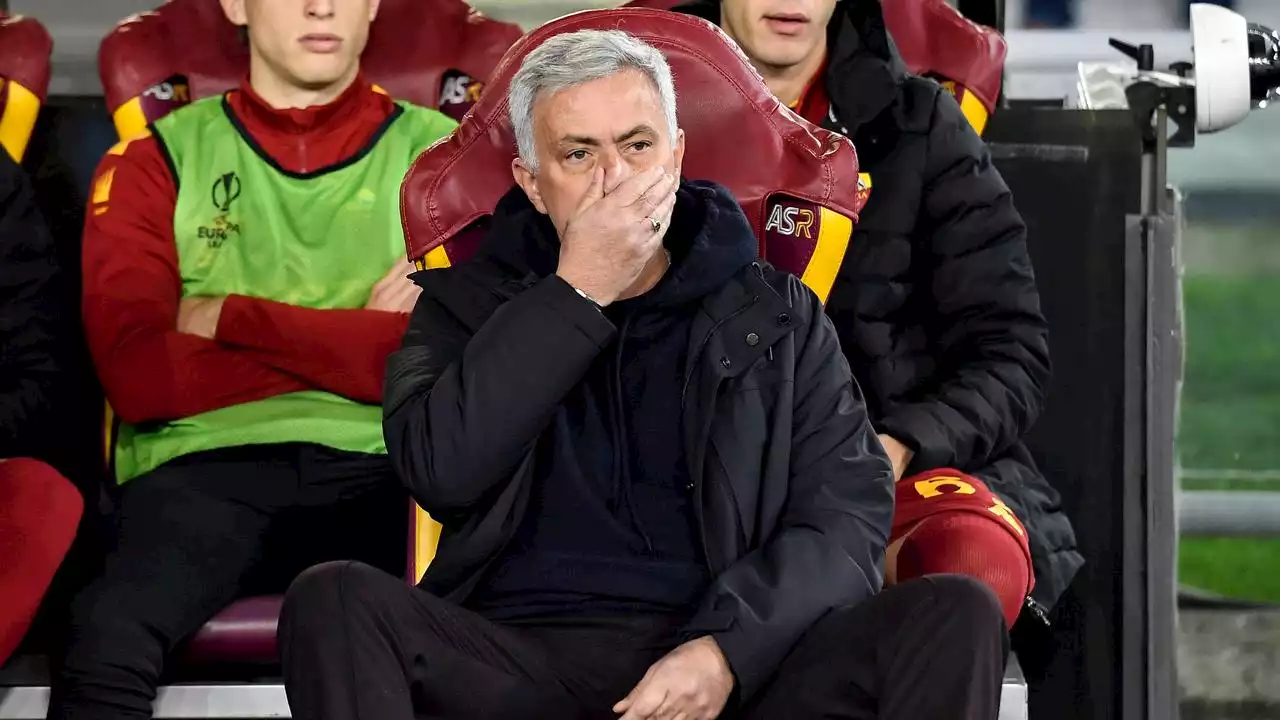 AS Roma gaat media boycotten vanwege schorsing Mourinho in hoger beroep