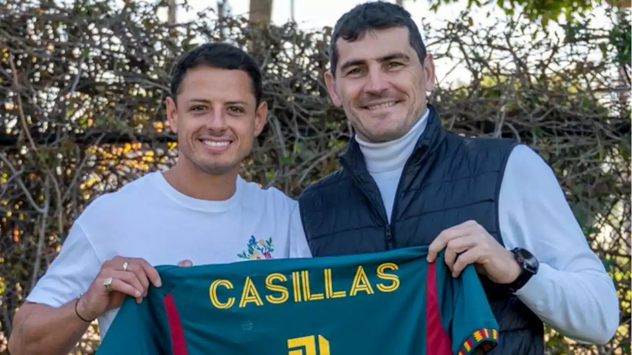 Iker Casillas se burla de vestimenta del Chicharito en entrenamiento del Galaxy