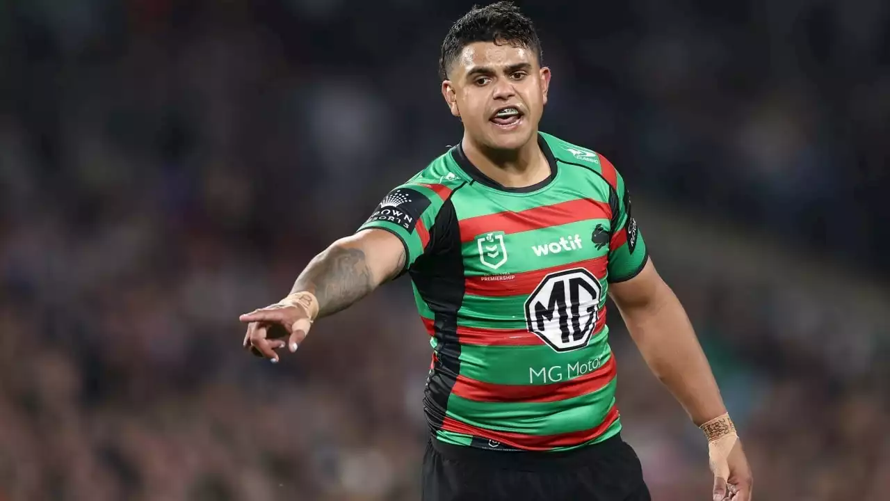 Rabbitohs coach calls for life ban after Latrell Mitchell suffers racial abuse