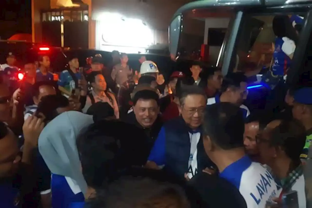 SBY Tiba di Sritex Arena Solo, Penonton Final Four Proliga 2023 Heboh