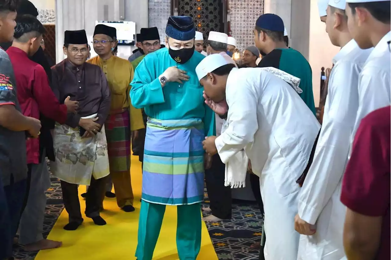 Preaching accreditation necessary to preserve Islam, says Selangor Sultan