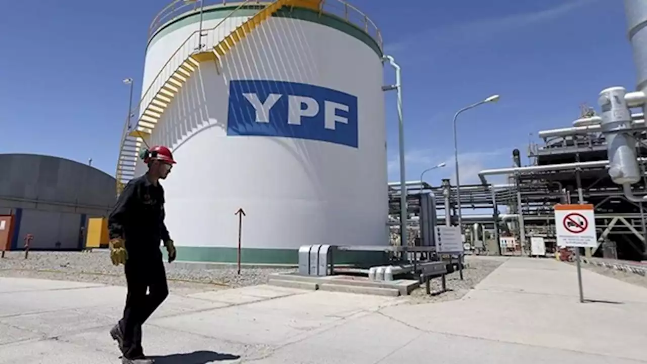 YPF cerró el año pasado con ganancia récord: 2.200 millones de dólares