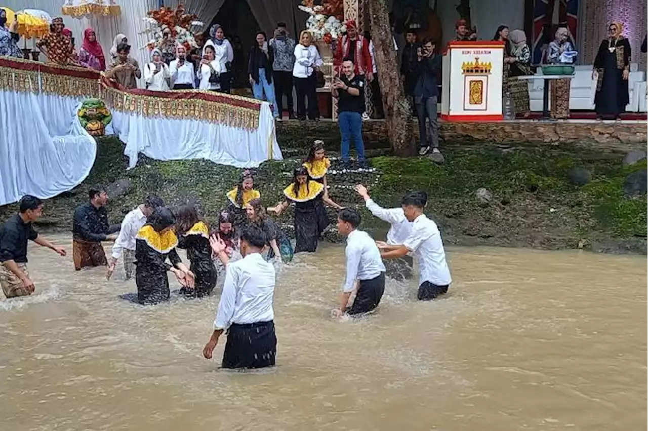 Warisan Budaya Belangiran, Tradisi Menyucikan Diri Sambut Ramadan di Lampung