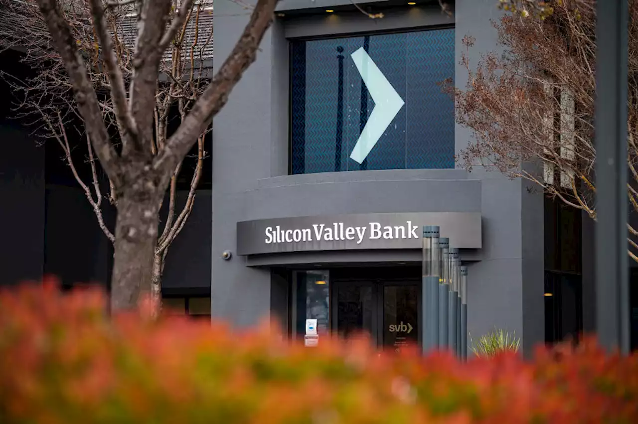 Silicon Valley Bank Collapses, Enters FDIC Receivership