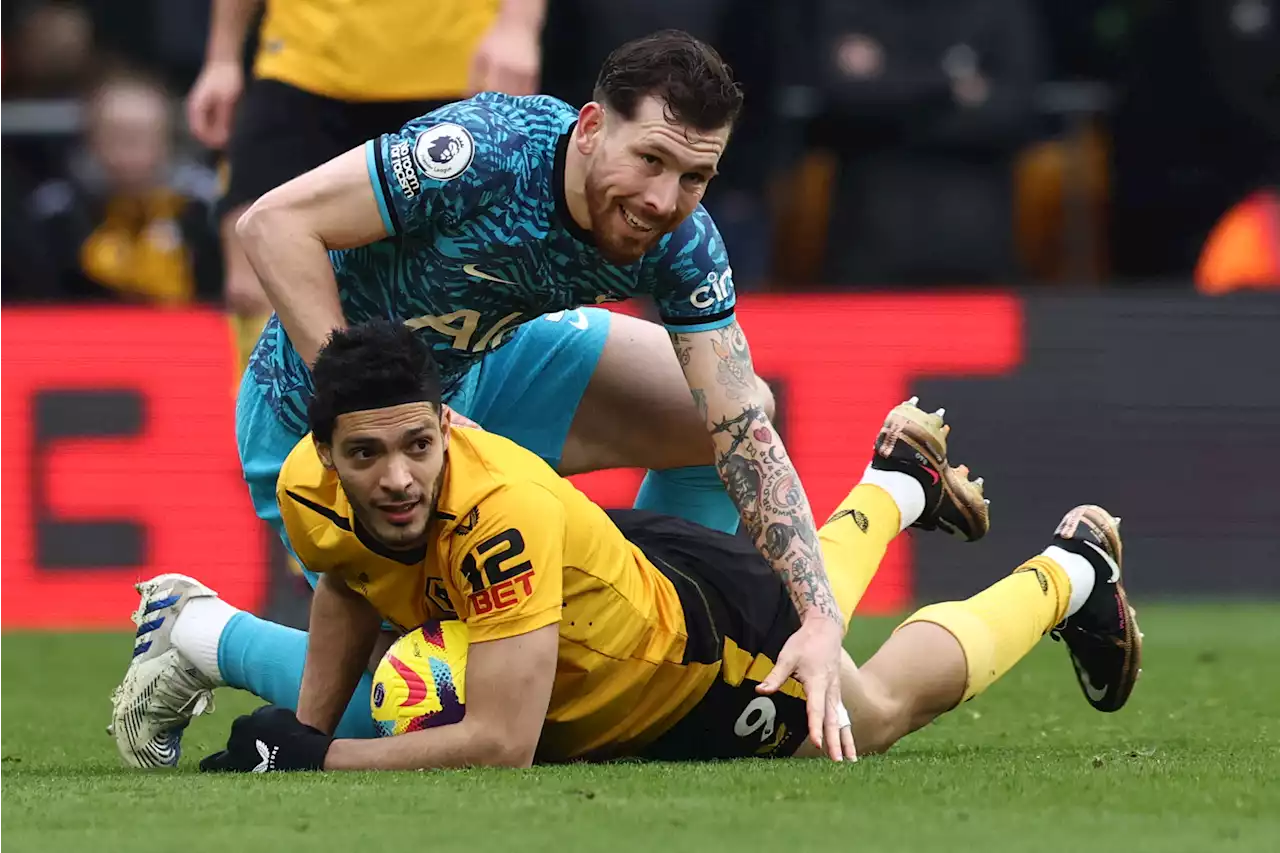 Raúl Jiménez cumple un año sin hacer gol en la Premier League