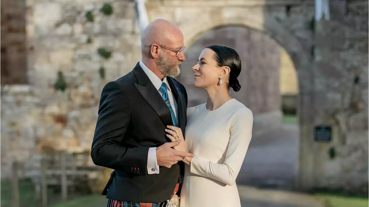 Schauspieler Graham McTavish plante eine schottische Schlosshochzeit für seine Braut Garance Doré