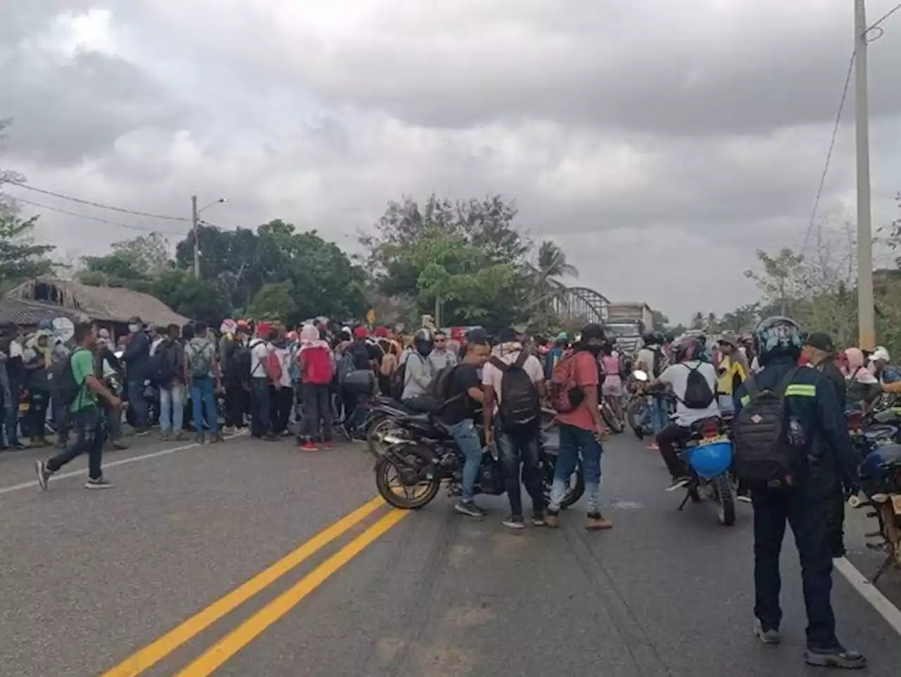 Más de 4.000 estudiantes están afectados por bloqueos en el sur de Córdoba