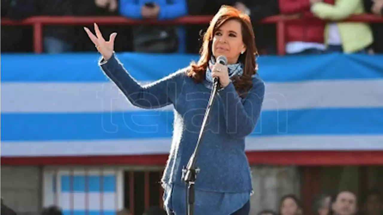 ‘Luche y Vuelve’, el plenario en Avellaneda para 'romper la proscripción' de Cristina