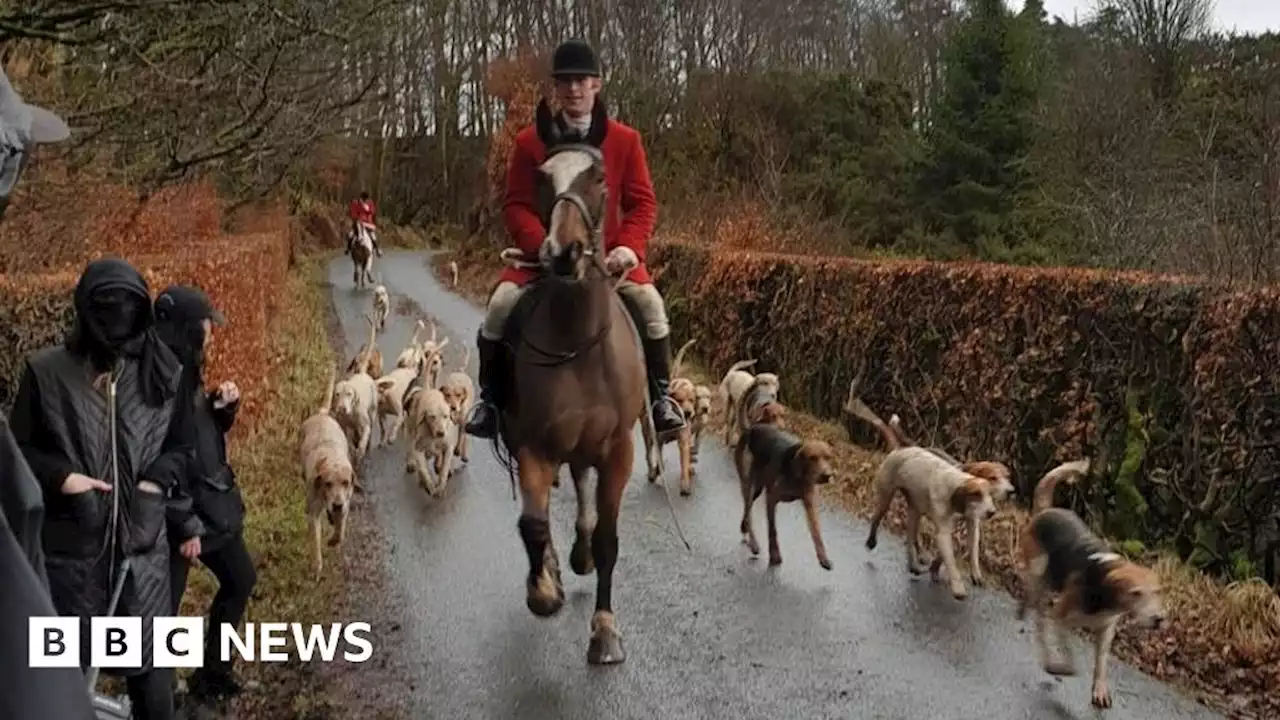 Fox hunt meets for final time after 250 years