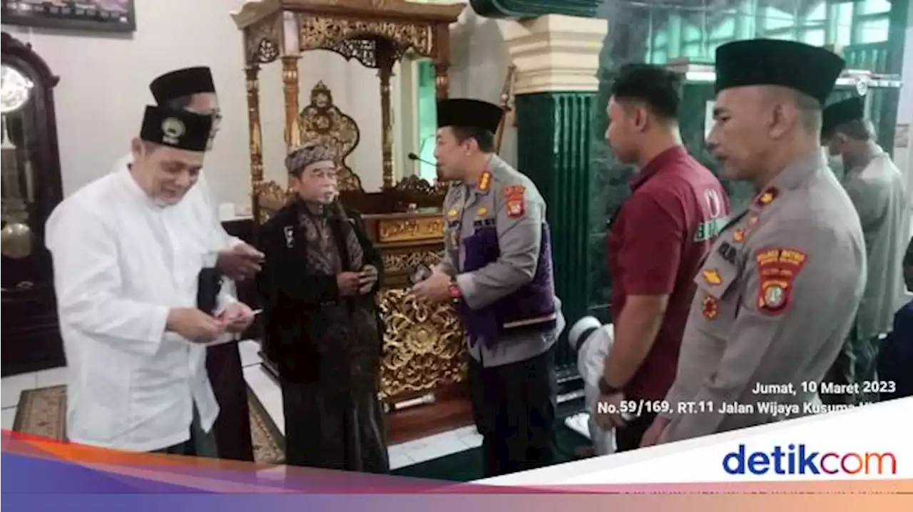 Polisi di Jaksel Sebar Pesan Kamtibmas dari Masjid ke Masjid