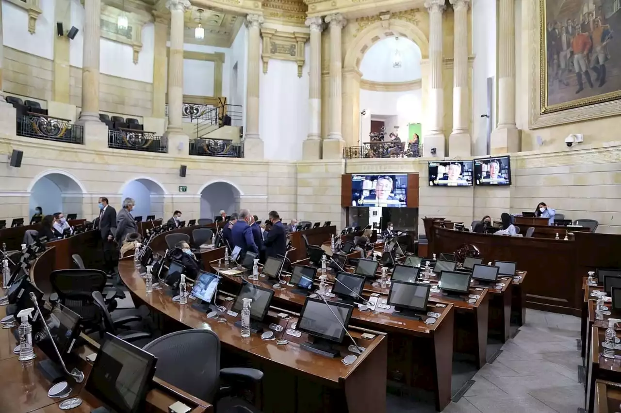 Funcionario del Congreso habría drogado y abusado sexualmente de trabajadores