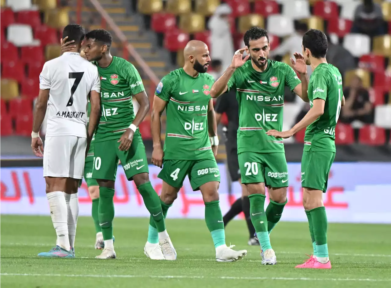 دوري العجائب.. الصدارة لشباب الأهلي والعين ينتظر الفرصة