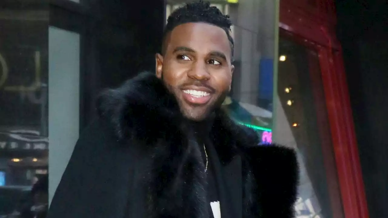 Jason Derulo Leaves Big Tip at Restaurant, Gives Waiter All the Feels