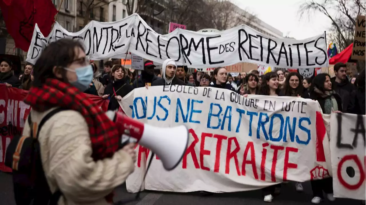 Réforme des retraites : 'je ne peux pas faire grève tous les jours', confient des Français, qui saluent le choix d'une manifestation le samedi pour ne pas 'perdre 50 euros'