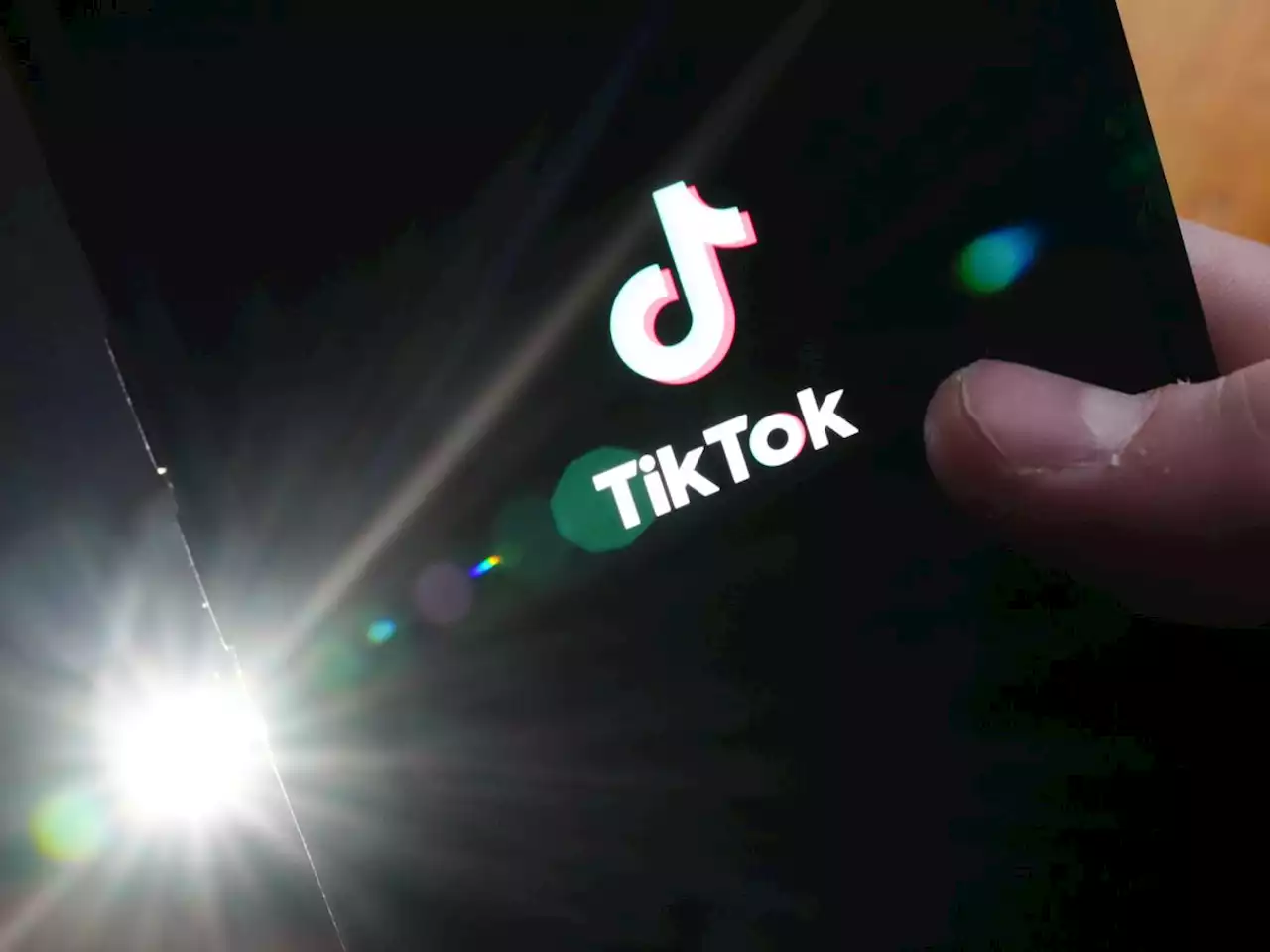 Toronto removes TikTok on city-issued devices following federal, provincial bans