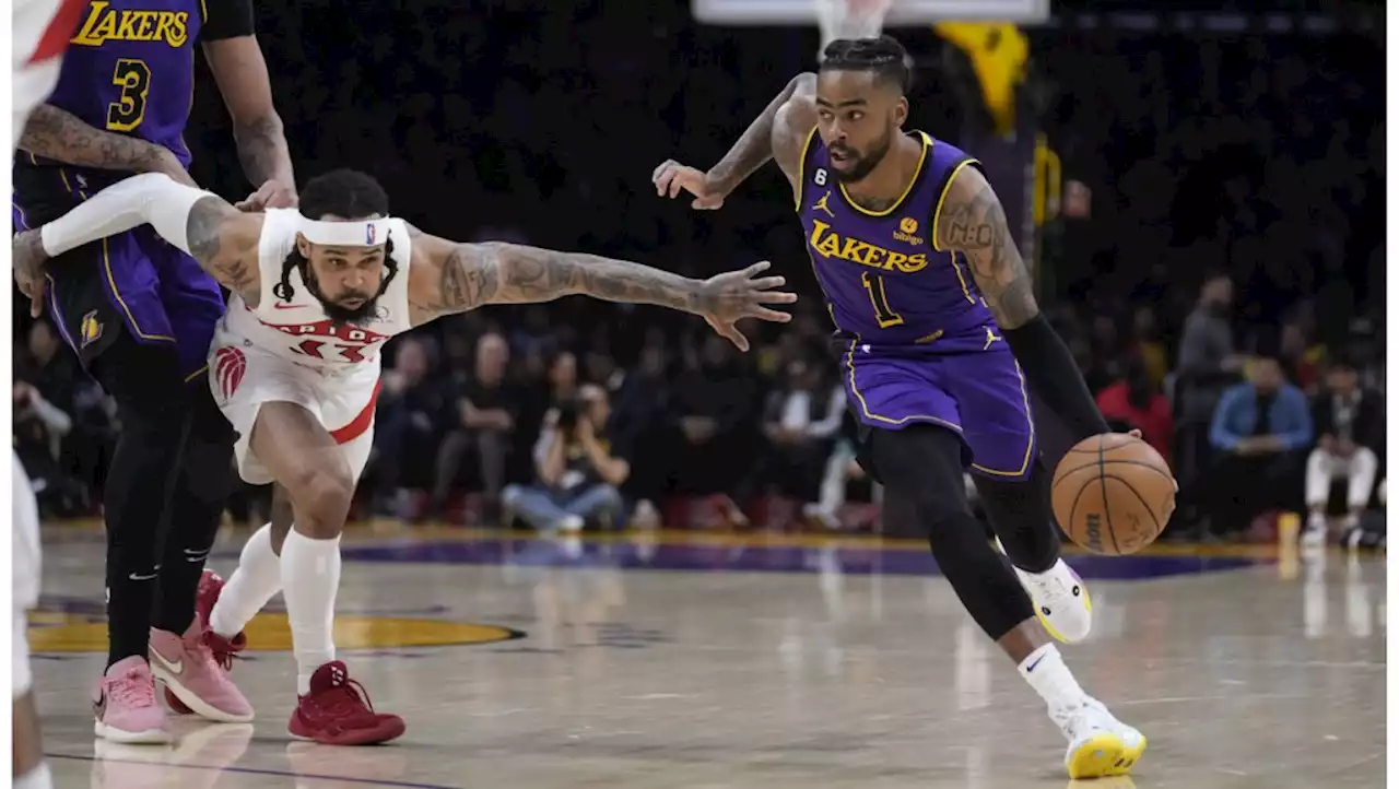 D’Angelo Russell’s impressive return helps Lakers beat Raptors