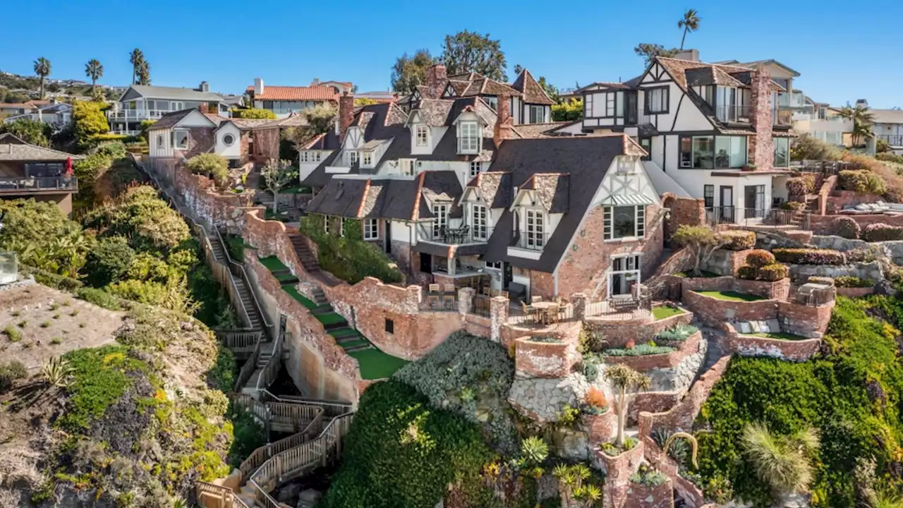 Laguna Beach blufftop home overlooking Three Arch Bay lists for $25M