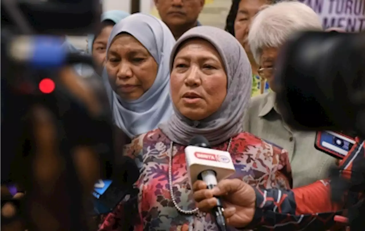 Nancy Shukri urges women to join the Wanita Bangkit programme to boost economic standing