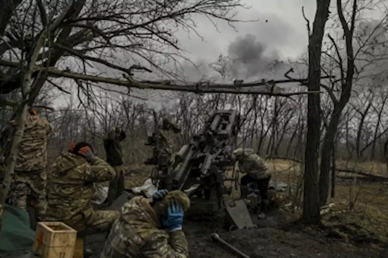 Ukrainian gunships rain rockets on Russian targets near Bakhmut