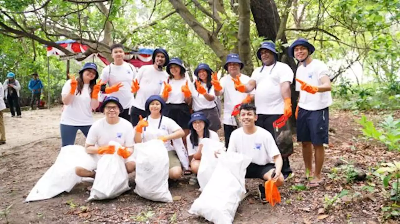 Kegiatan Bersih-Bersih Sampah Digelar di Kepulauan Seribu