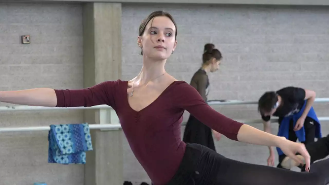 Gevluchte Oekraïense balletdansers 'laten kracht zien' tijdens première in Amstelveen