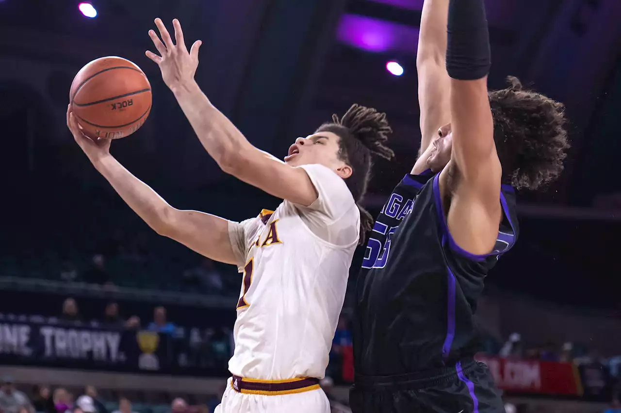 Walter Clayton Jr. nets 22 as Iona knocks off Niagara in MAAC semis