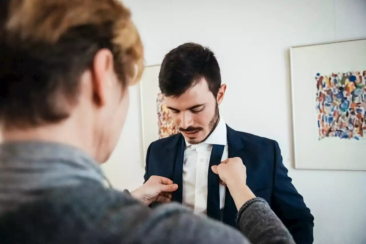 Aprenda a hacer el nudo de la corbata en menos de un minuto: paso a paso - Pulzo