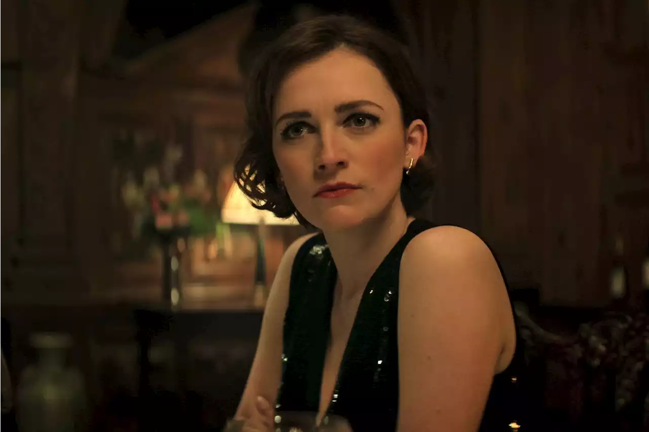 'You' Femme Fatale Charlotte Ritchie on That 'Scary' Season 4 Ending