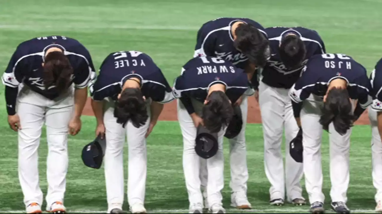 '들러리' 신세 된 한국 야구…어쩌다가 홀로 정체됐나